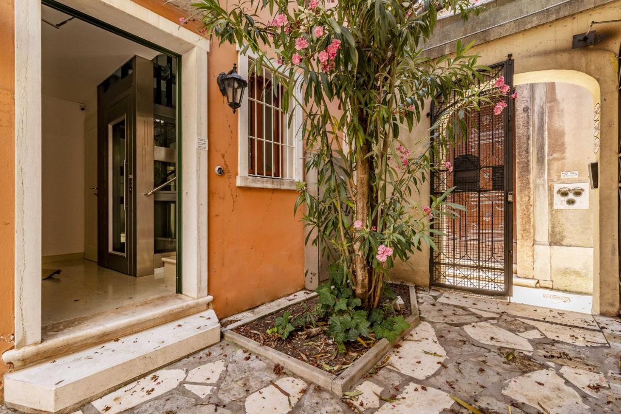 Ca' San Carlo Residence By Wonderful Italy Venezia Eksteriør bilde